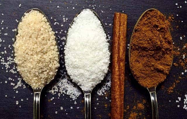 Ζάχαρη : Είναι η καστανή ζάχαρη πιο υγιεινή από τη λευκή;