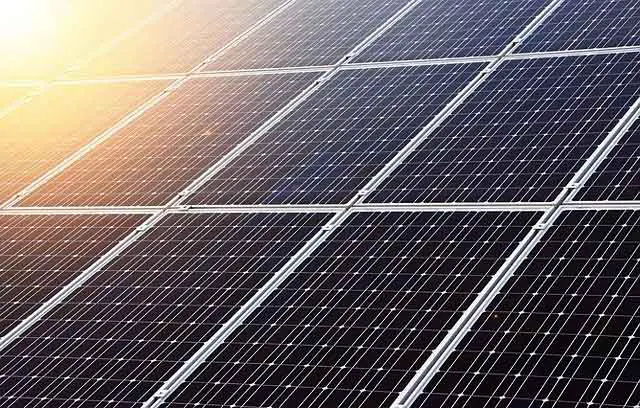 Φωτοβολταϊκά στοιχεία : Πώς λειτουργούν τα ηλιακά πάνελ;